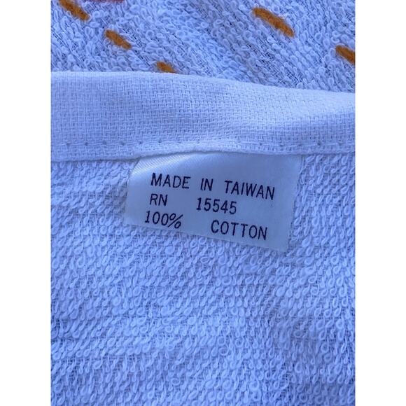 Vintage 70s B&D Groovy Hippie Beach Towel Wall Hanging "Love Is" 100% Cotton Sun - Picture 9 of 10